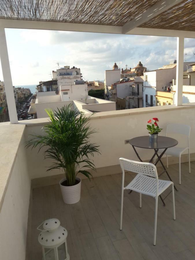 Bed and Breakfast Alma Nua Terrasini Exterior foto