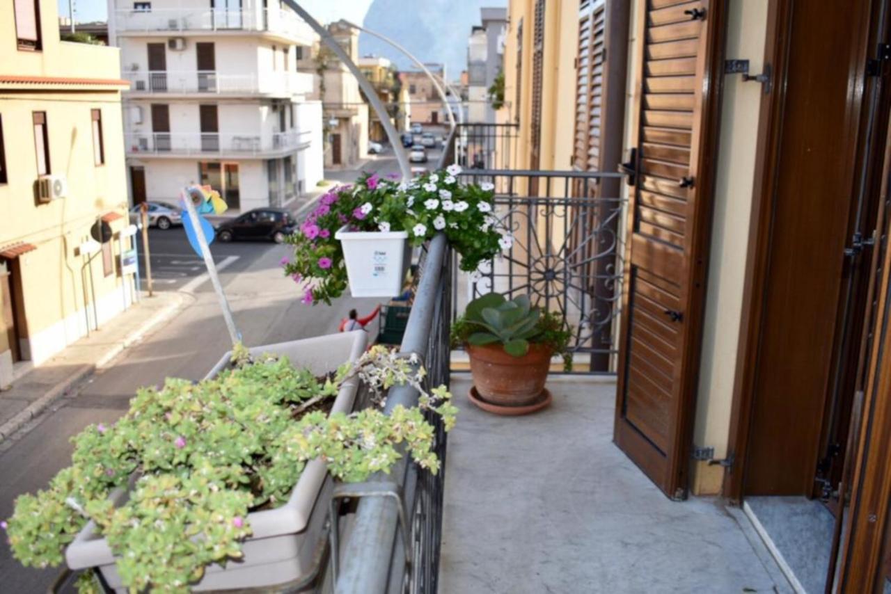 Bed and Breakfast Alma Nua Terrasini Exterior foto